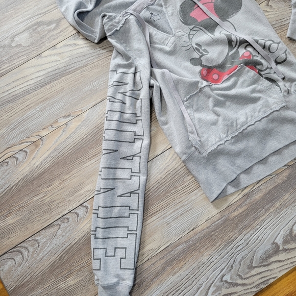 Disney #225 - Picture 5 of 8